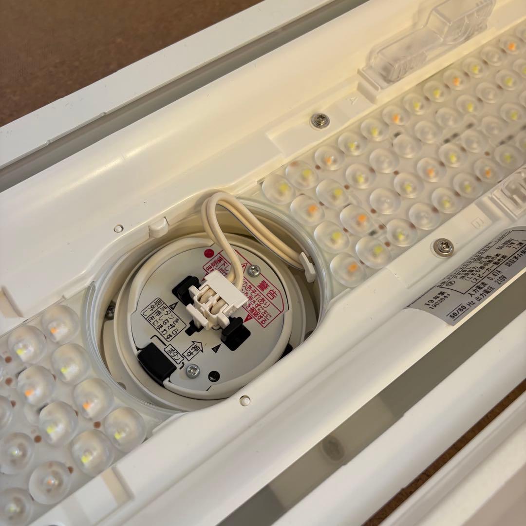 美品】パナソニック LEDシーリングライト HH-XCD0888A 8畳