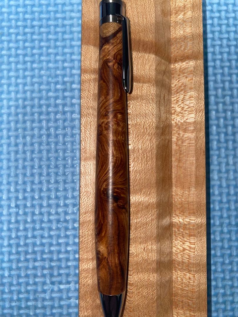 工房楔 ローズウッド こぶ杢 瘤杢 白バラ シャープペンシル0.5