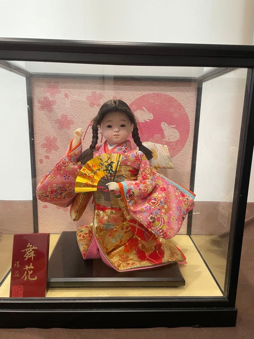 市松人形】舞花 ガラスケース入り【日本人形】