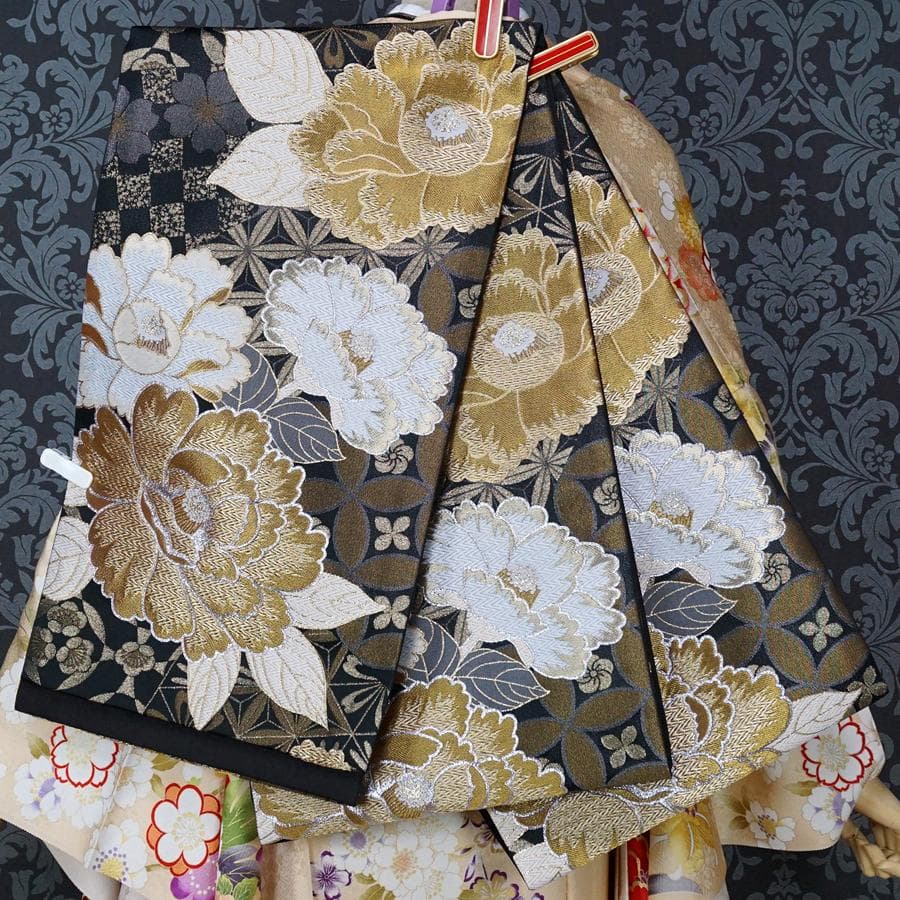 振袖セット オーダー仕立て 鳥の子色 ベージュ 牡丹 古典 成人式