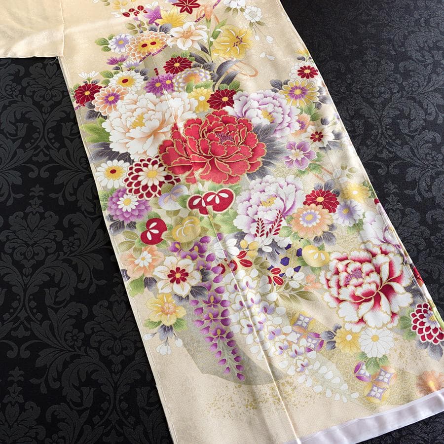 振袖セット オーダー仕立て 鳥の子色 ベージュ 牡丹 古典 成人式