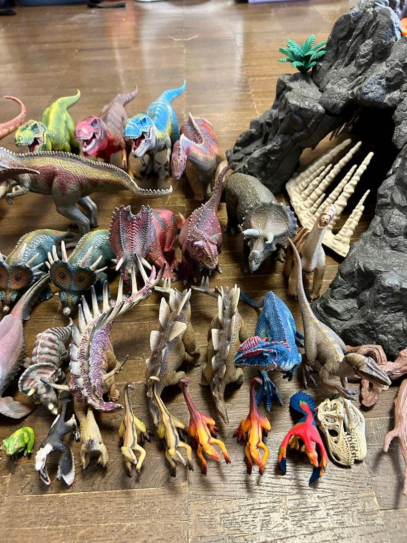 まとめ売り】シュライヒ 火山・ 洞窟・フィギュアセット - メルカリ