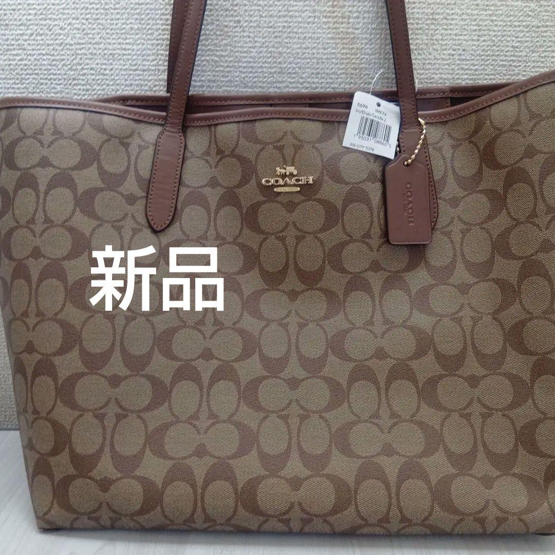 COACH ロゴプリント トートバッグ COACH（コーチ） さくらんぼ柄が可愛い COACH CZ104 カーゴ トート