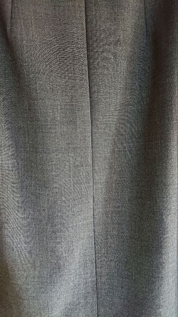 週末お値下げ♪【René】 ダークグレー ビジュー装飾フレアスカート