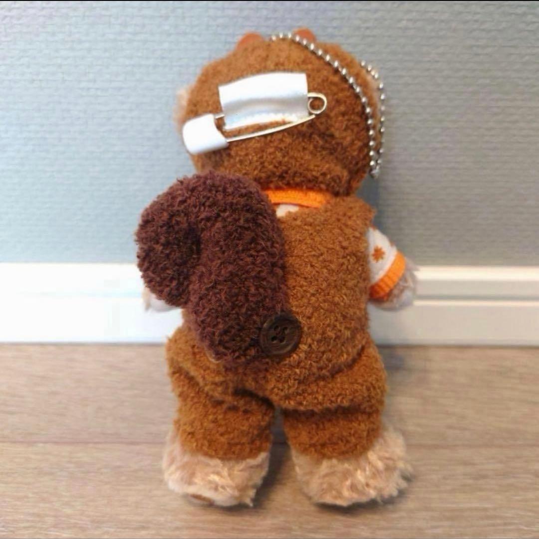 ダッフィー　ぬいぐるみバッジ　秋のぼうけん　リス　ディズニー