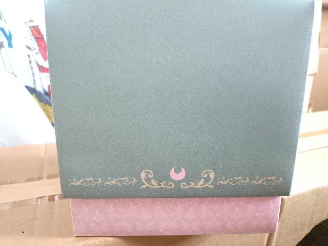 セーラームーン　オルゴール　タキシードミラージュ