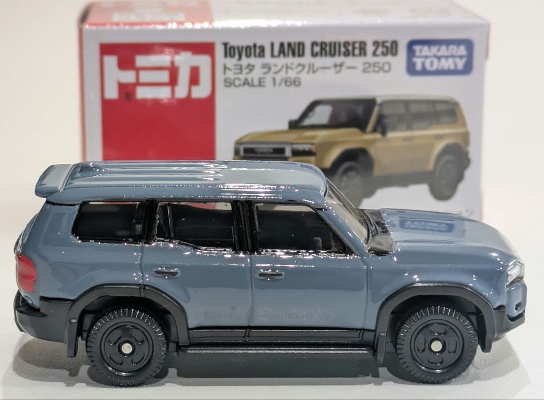 改造トミカ】トミカ ランドクルーザー 250 TOYOTA純正カラー(8X0
