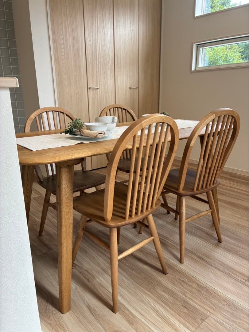 ナチュラルウッド ダイニングテーブル 4脚付き