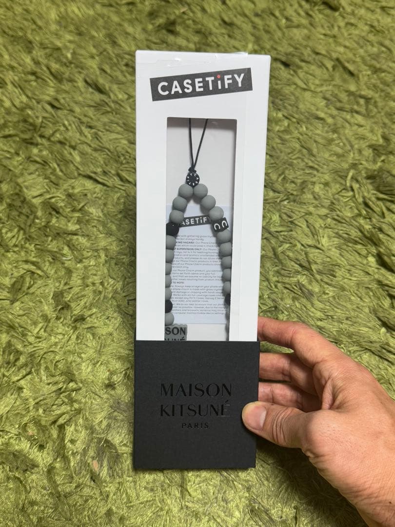 MAISON KITSUNE casetify コラボ ストラップ - メルカリ