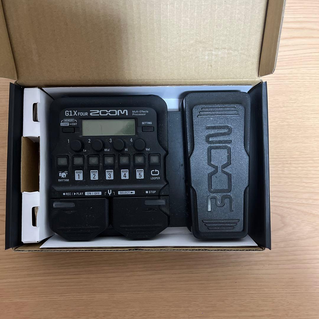 G1X FOUR ZOOM ギター用マルチエフェクター
