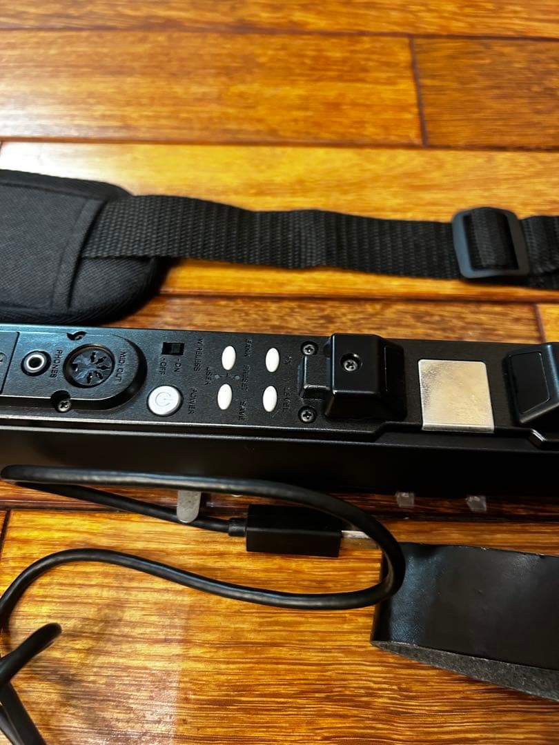 AKAI Pro ウィンドシンセサイザー EWI-5000J エアロフォン