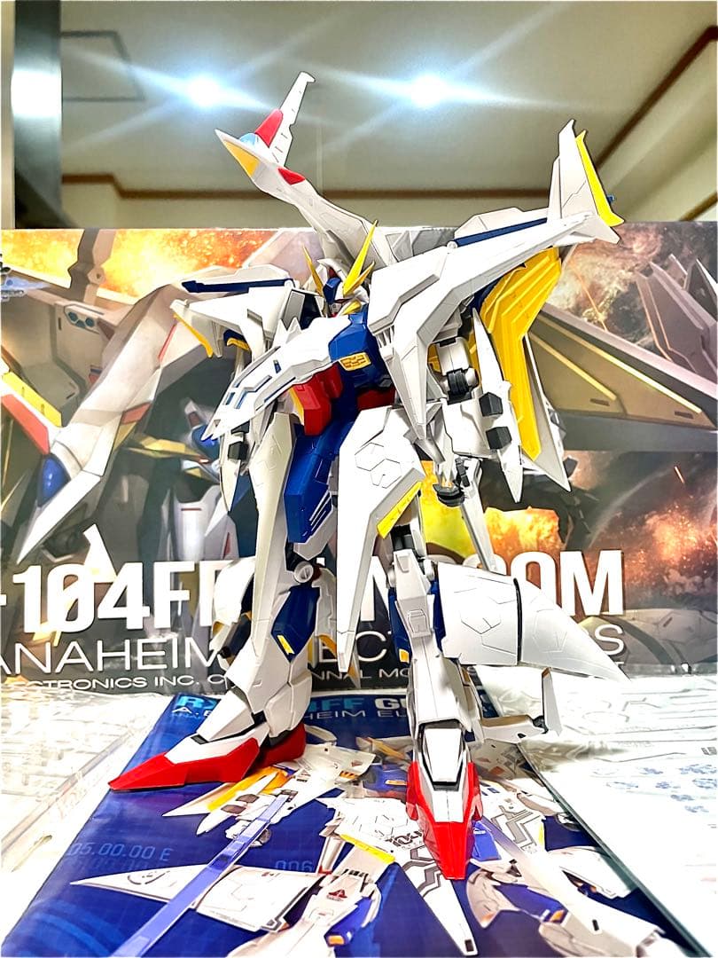 海外製 RX-104FF GUNDOOM 1/144 素組み プラモデル