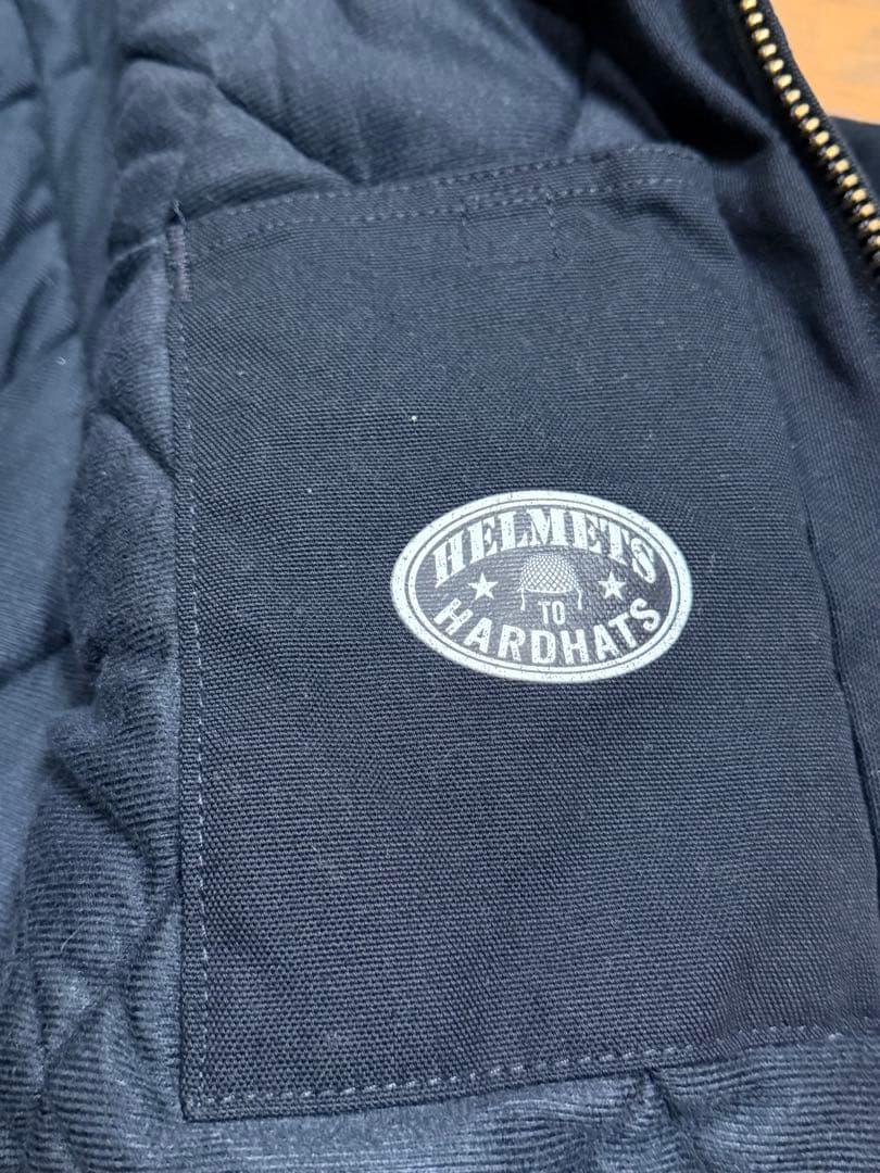 USA製 Carhartt アクティブジャケット 黒