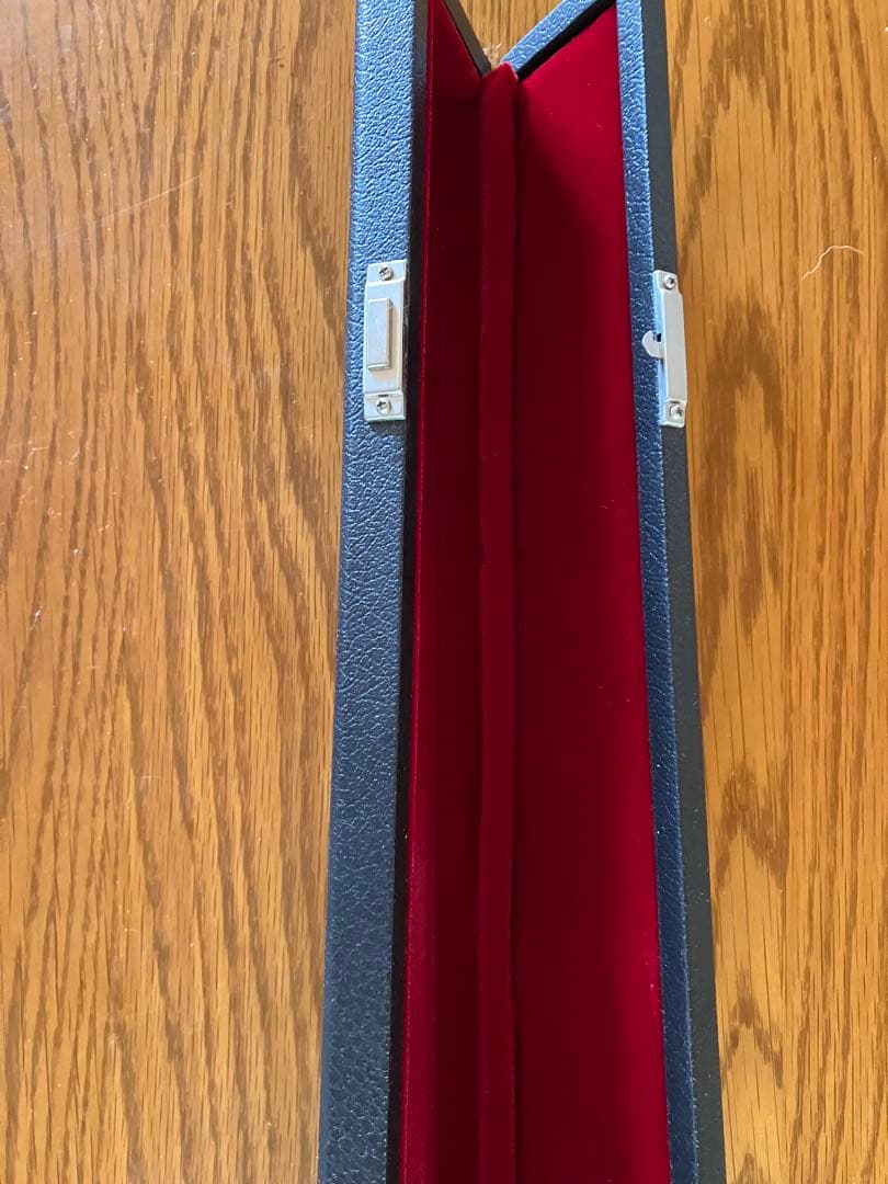 ゲーリーカーのサイン入りコントラバス弓ケース