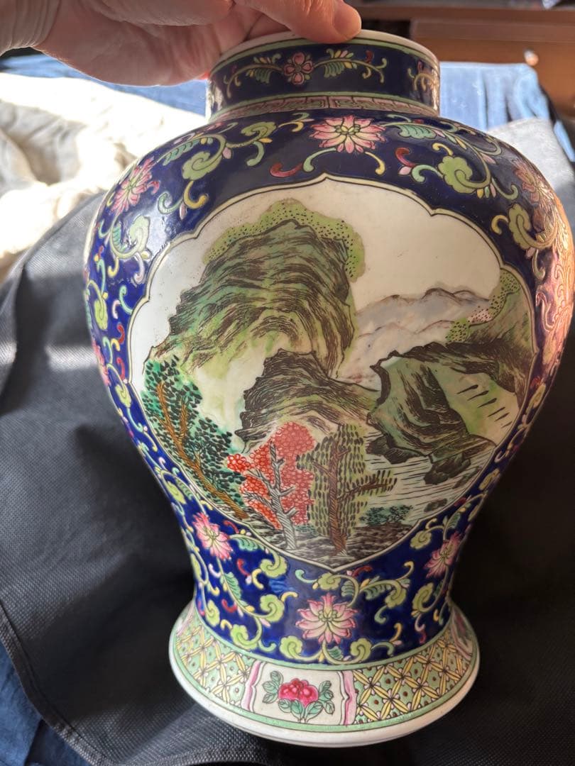 中国古美術 清末民国時代　粉彩大壺　大罐　開光山水風景文　高さ30cm 中国古美術 清末民国時代 粉彩大壺 大罐 開光山水風景文 高さ30cm 中国