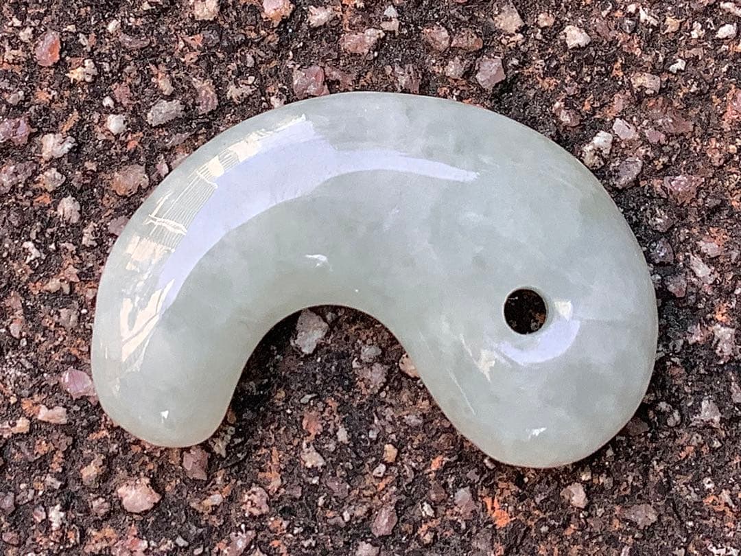 ✳吉祥開運 糸魚川翡翠勾玉*氷*アイスジェイド勾玉 極上品質 激安鑑別