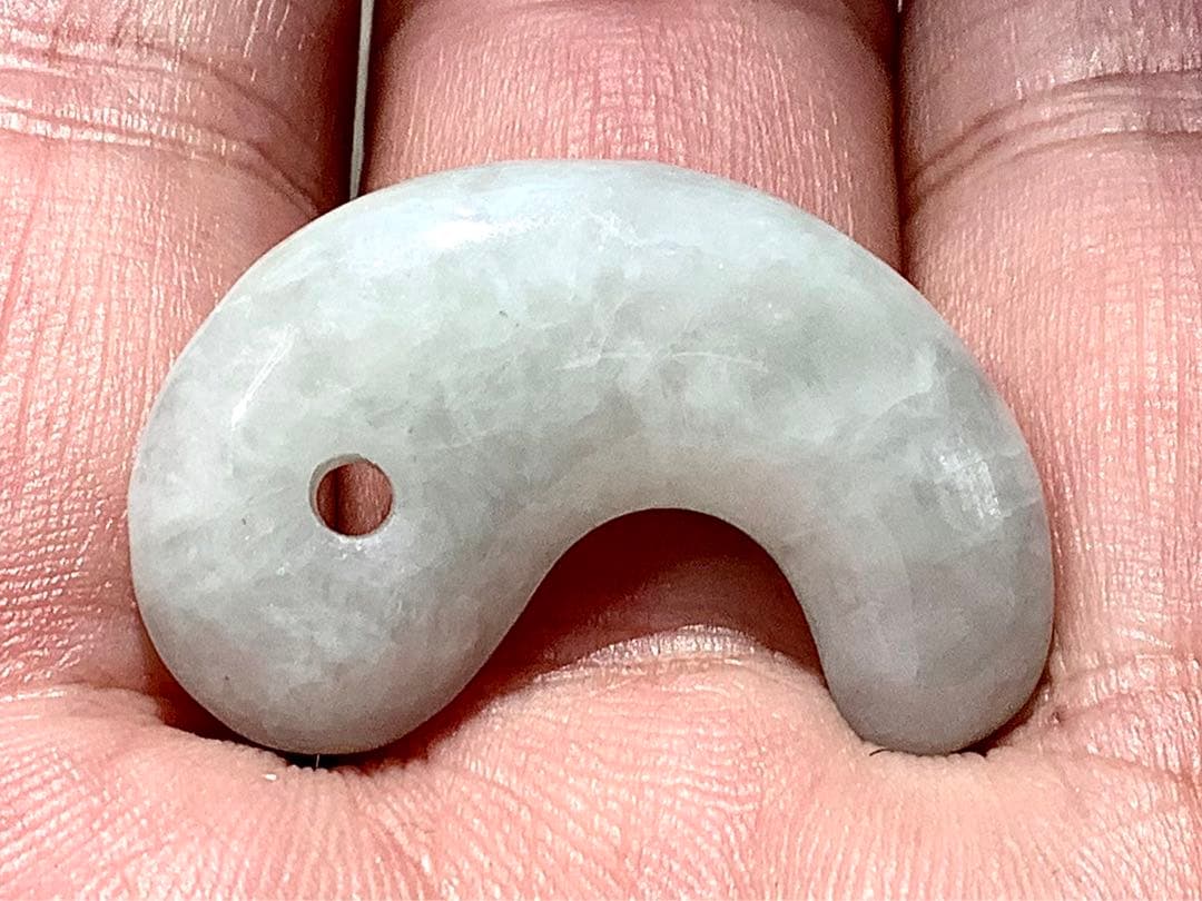 ✳吉祥開運 糸魚川翡翠勾玉*氷*アイスジェイド勾玉 極上品質 激安鑑別