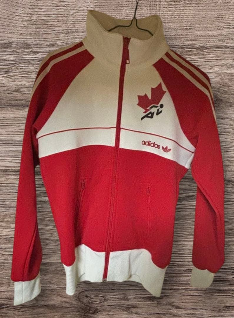adidas カナダトラックジャケットSサイズ