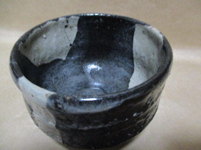 小振りな可愛い楽茶碗 C56-2の通販はau PAY マーケット - 輸入雑貨の