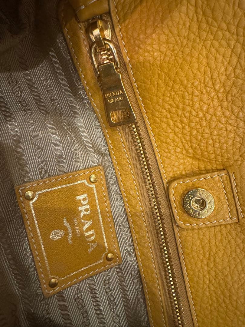 PRADA 2WAYハンドバッグ