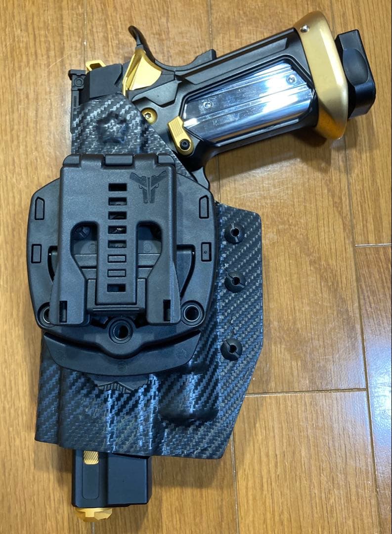 スターダストギア　ハイキャパ+ライト対応カイデックスホルスター　ブレードテック