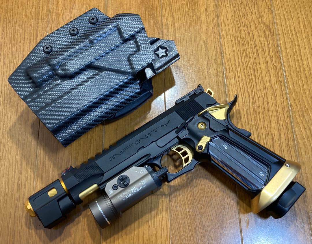 スターダストギア　ハイキャパ+ライト対応カイデックスホルスター　ブレードテック