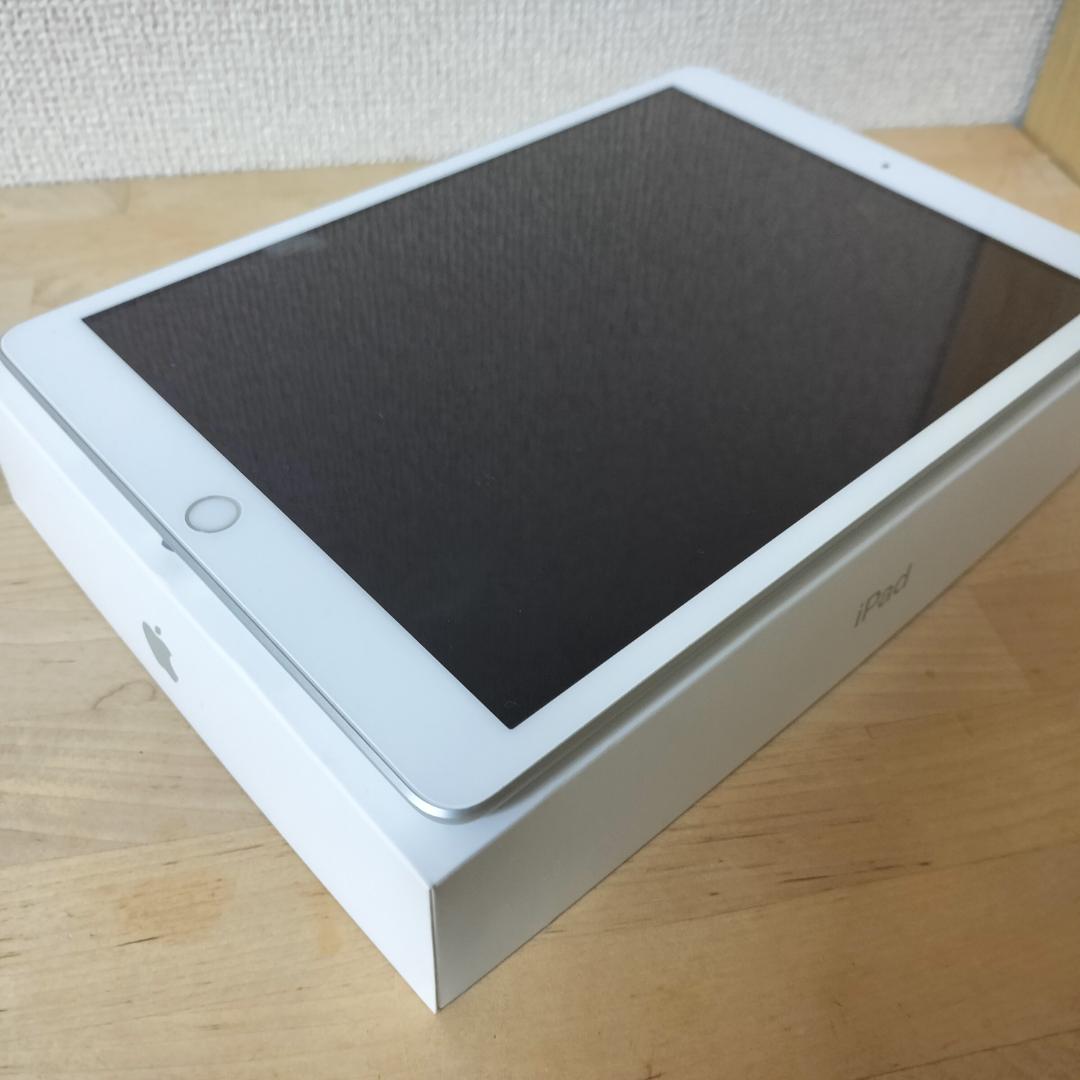 Apple iPad 第7世代 シルバー