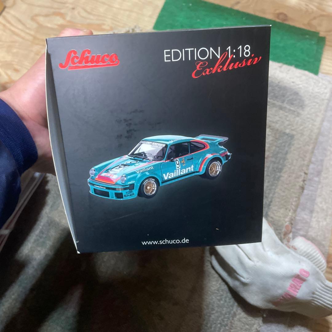 自動車 Schuco 1/18 Porsche 934 RSR #9 Vaillant