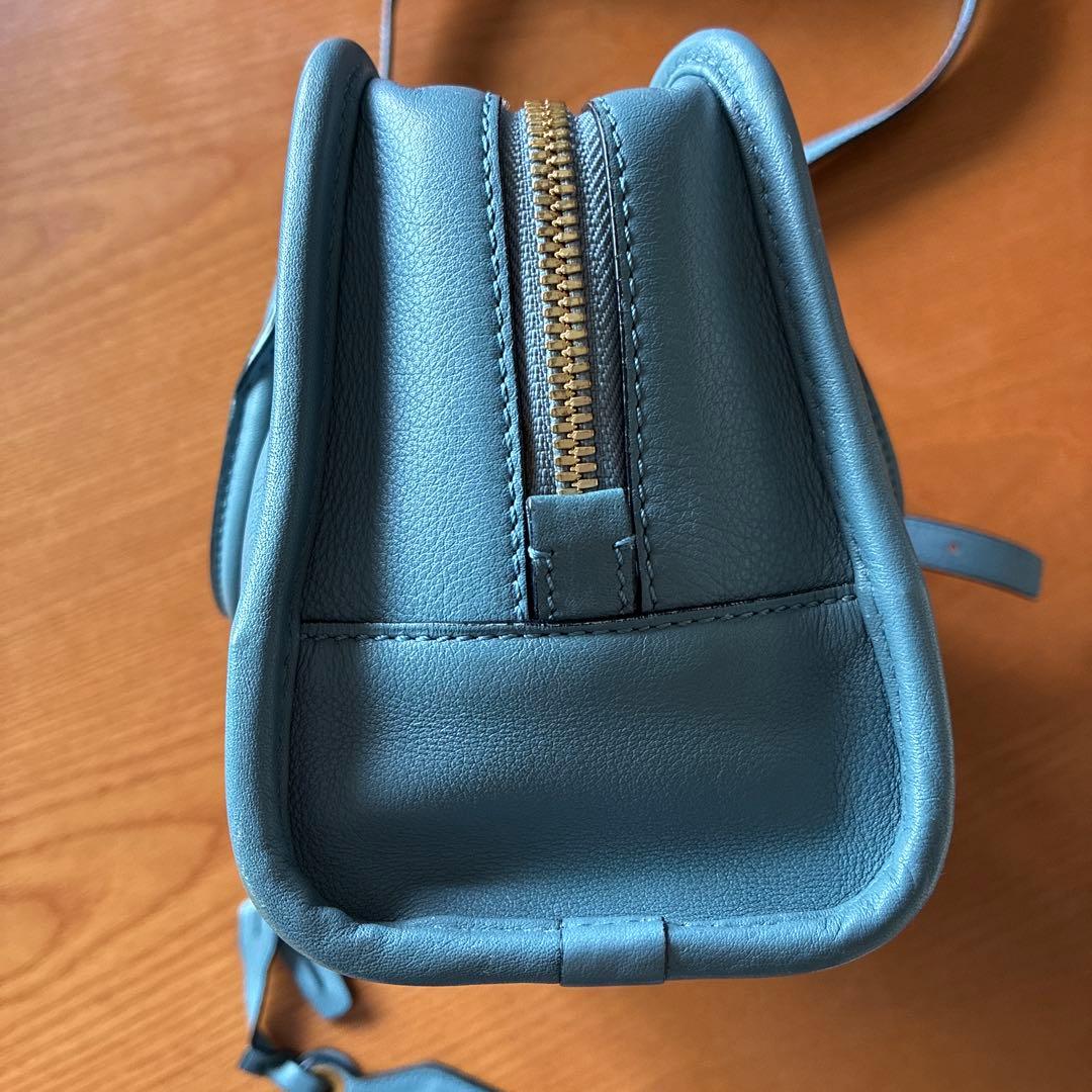 お値下げ❗️LOEWE 青 アマソナ23ショルダーバッグ 保存袋付き