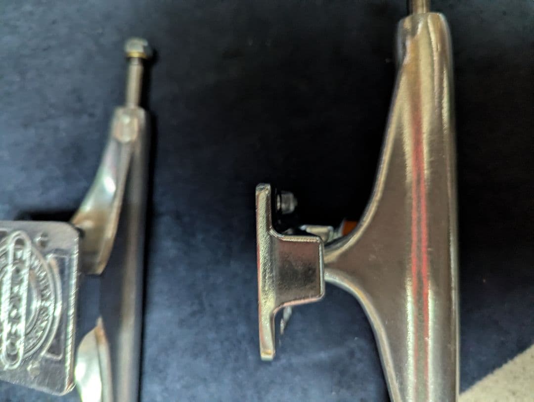 インディペンデントトラック チタンフォージド169新品