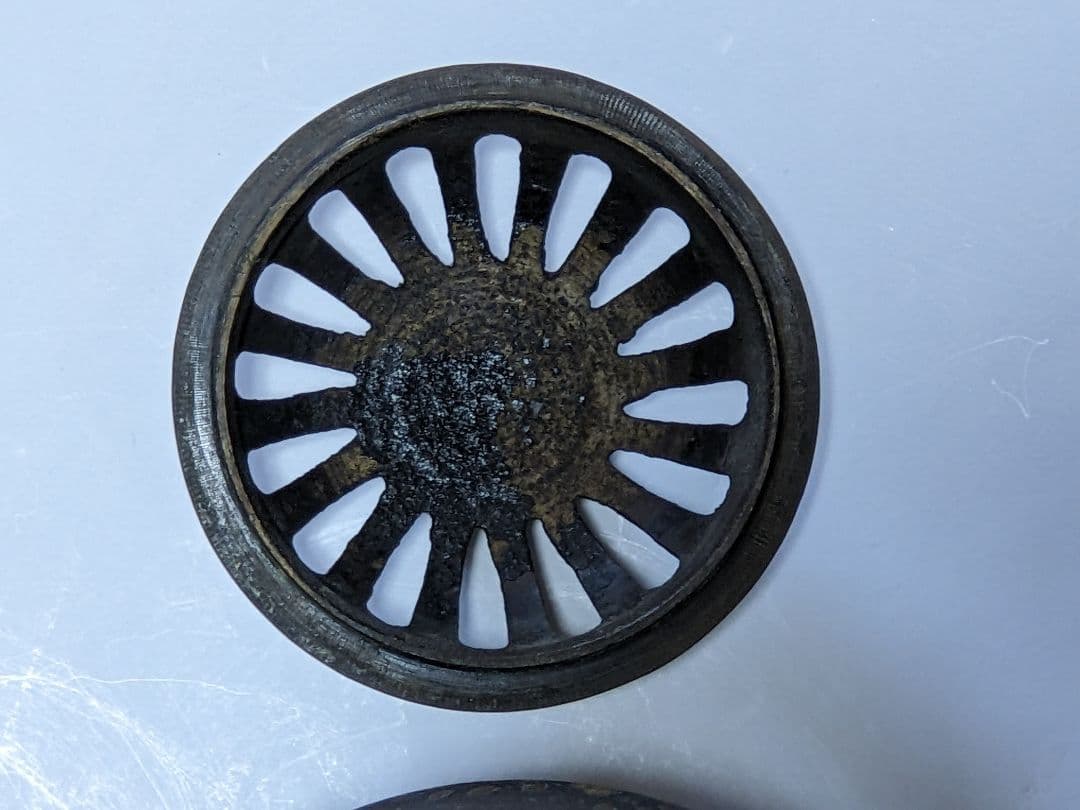 ♢高岡銅器 透し火屋蓋 袴形 三足香炉 銅器 唐金