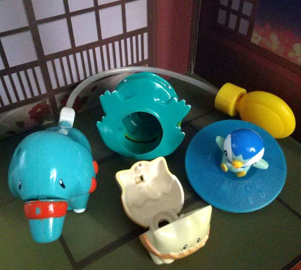 平成レトロ 希少 ポケットモンスター くるりんマスコット ピカチュウ