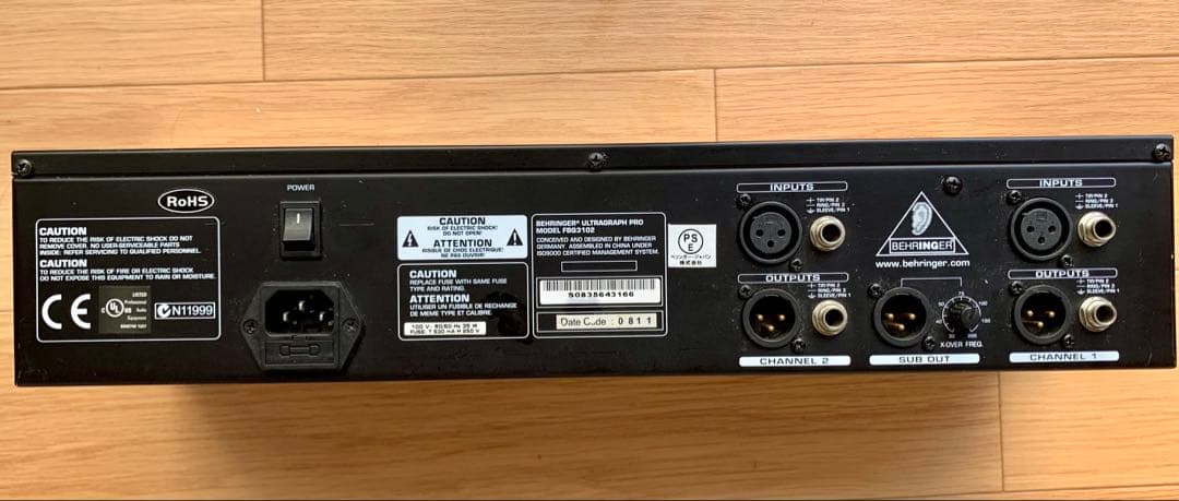 BEHRINGER FBQ3102 グラフィックイコライザー