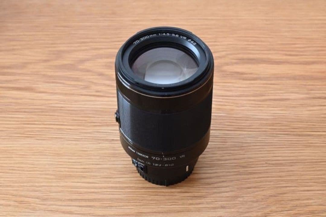 1 NIKKOR VR 70-300mm f/4.5-5.6 +接写リングセット