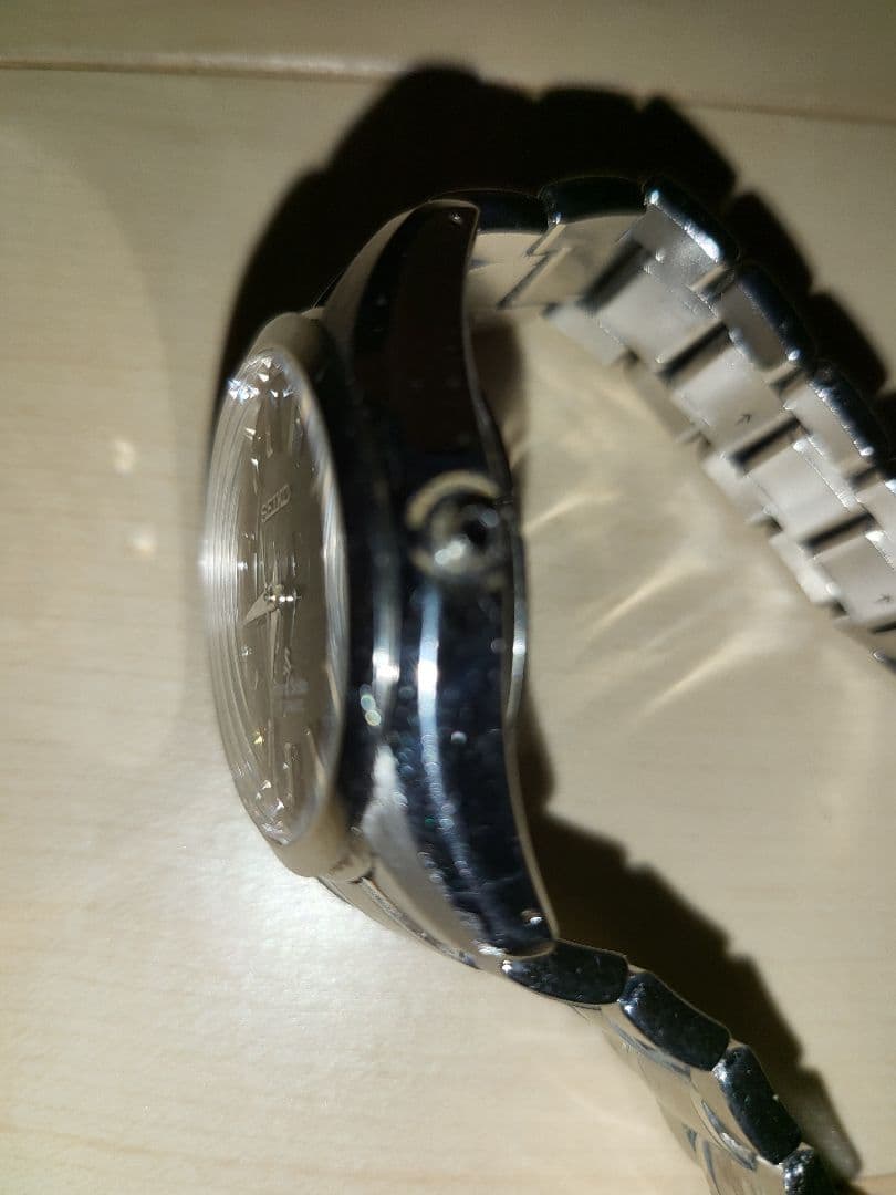 Grand Seiko 自動巻き腕時計 ブラック　りゅうず不良