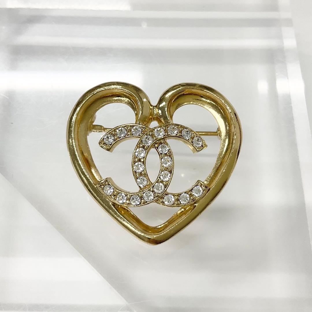 シャネル ブローチ ココマーク ハート ラインストーン ゴールド - メルカリ