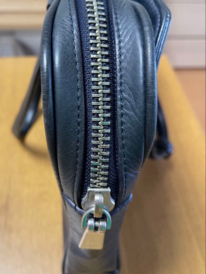 アニアリ　レザー ビジネス　トートバッグ　ネイビー