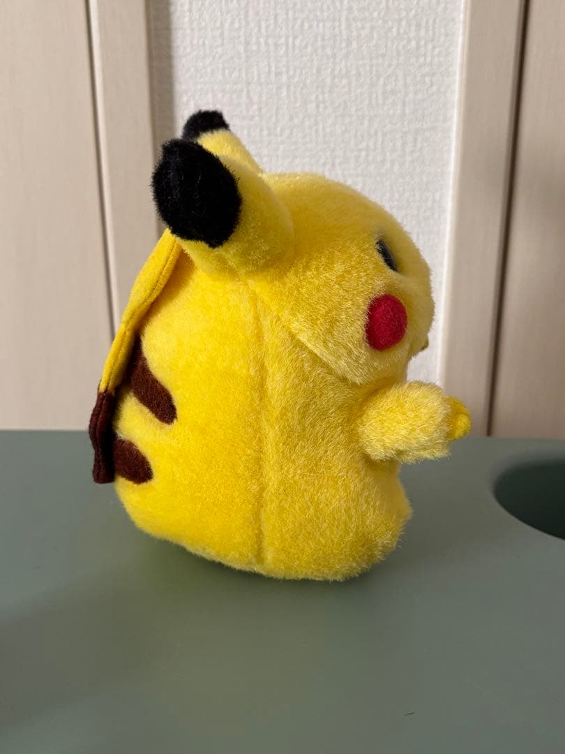 と*＊様 ピカチュウ　ぬいぐるみ　初期　TOMY
