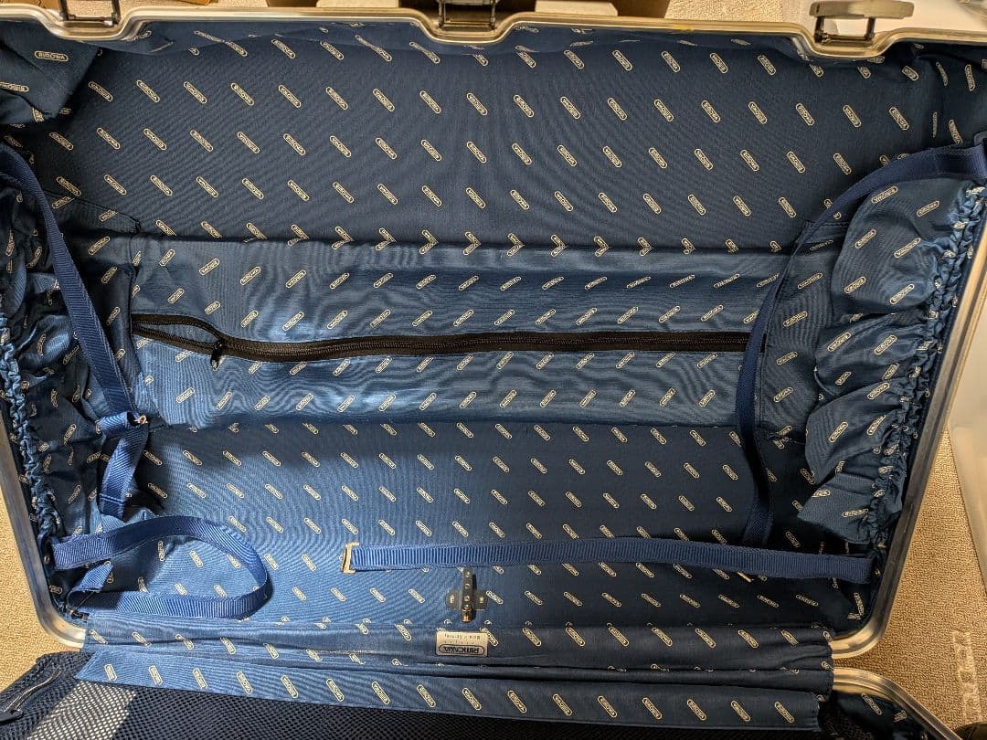 RIMOWA リモワ ドイツ製 アルミニウム製大型スーツケース キャリーケース