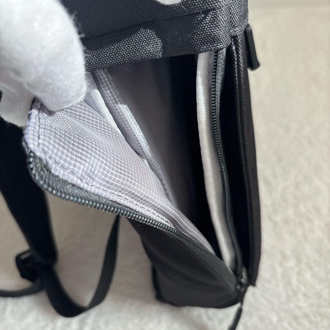 【美品✨】コクヨ THIRD FIELD 立てるバッグパック ビジネス PC収納