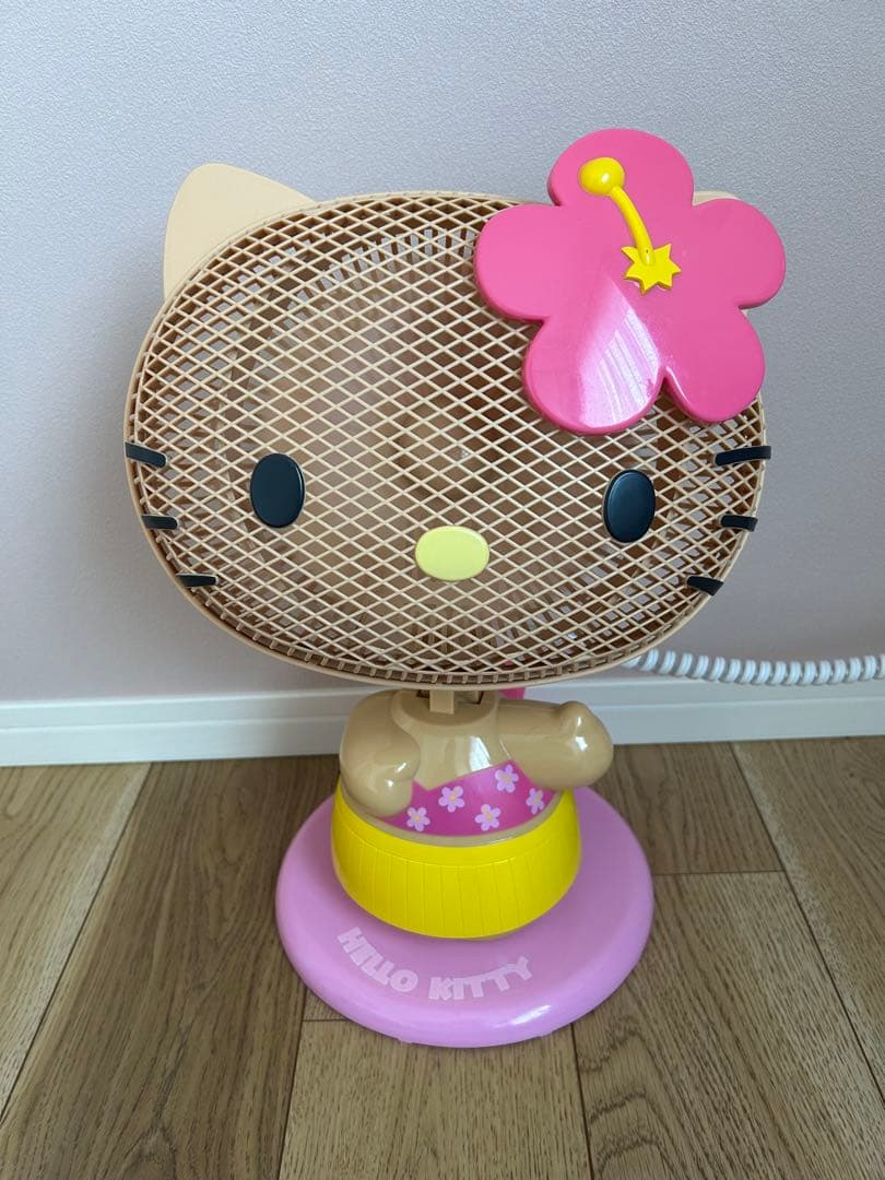 ハローキティ 扇風機　2004年製　レア　⭐︎