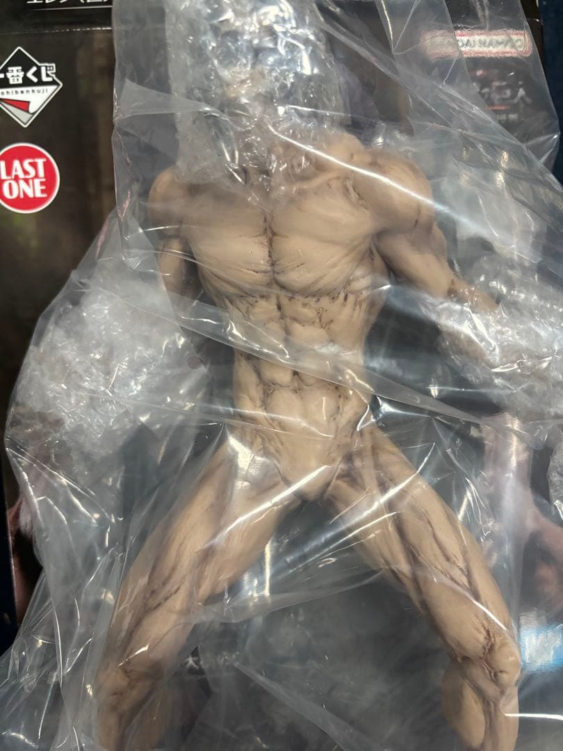 一番くじ 進撃の巨人 壁の外の世界 ラストワン賞　エレン 巨人