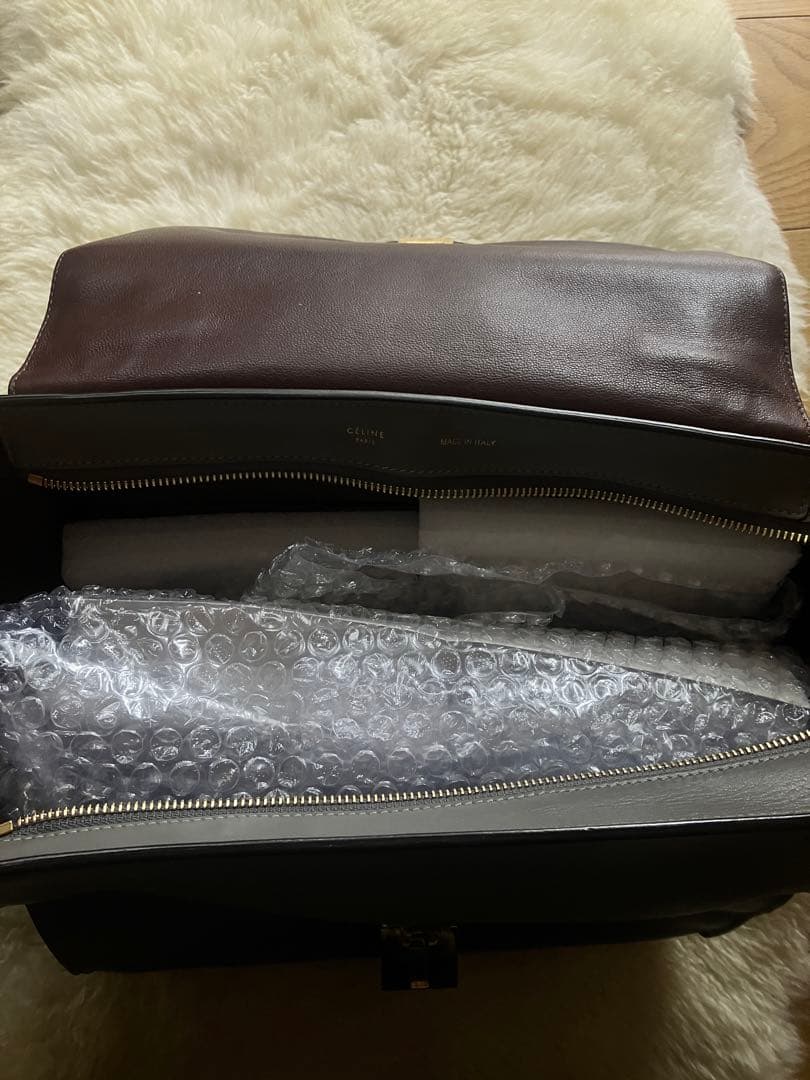 CELINE セリーヌ 型押し トラペーズ ミディアム グレー ゴールド金具