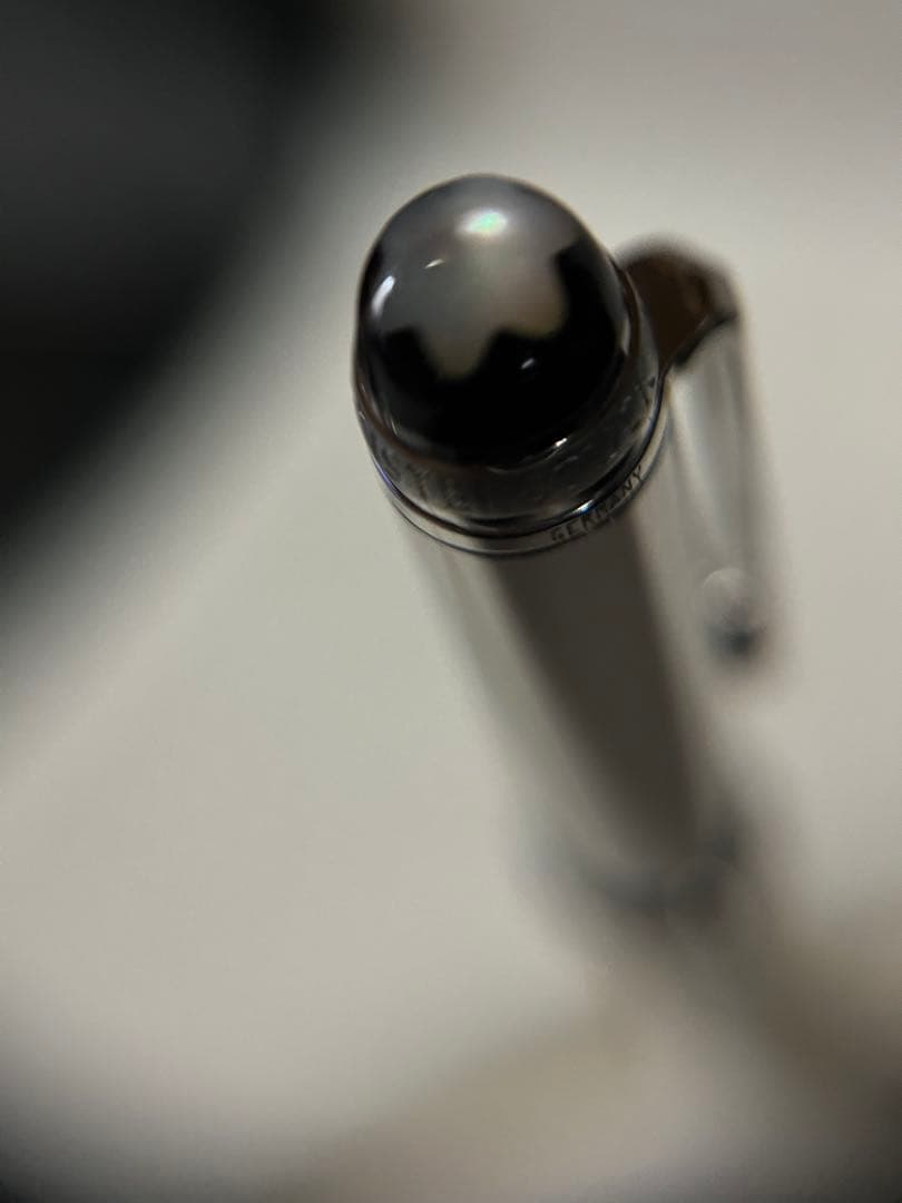 モンブラン 万年筆 114 アルチザン ホワイトパール オニキス