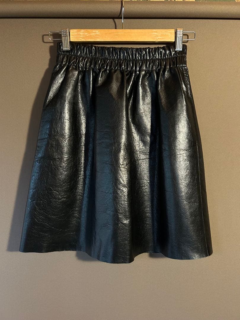beautiful people レザーフレアースカート