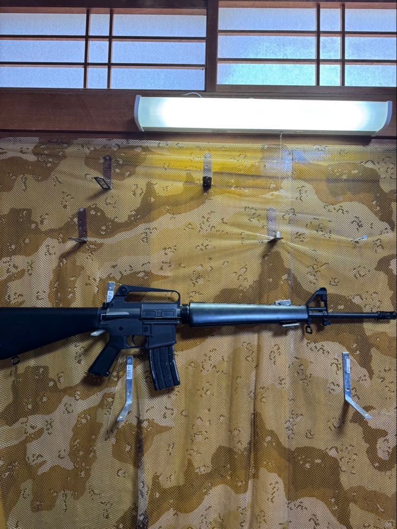 【アンモナイト】東京マルイ M16ベトナム マガジン２つ＋バッテリー