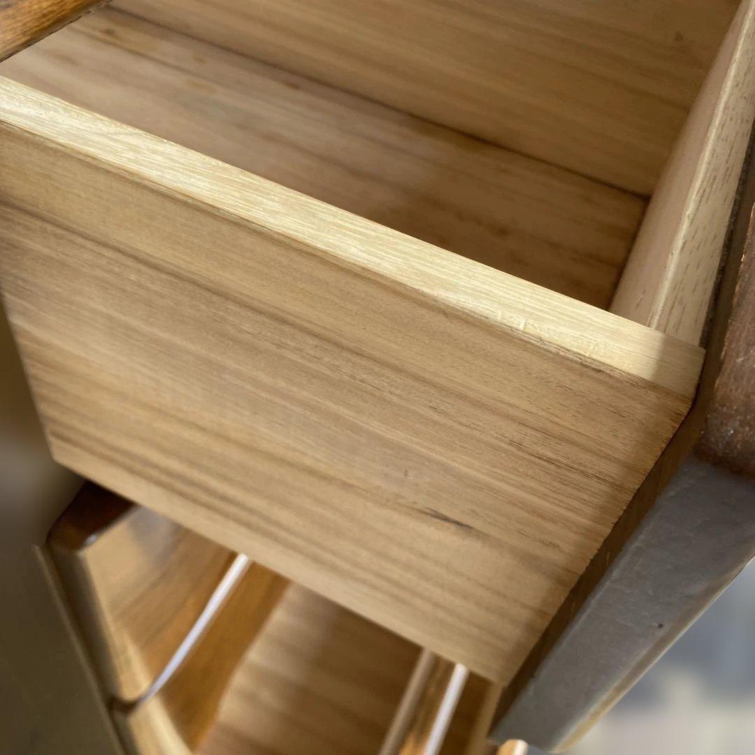 木製ブラウンチェスト 8引き出し 7段 S K - メルカリ