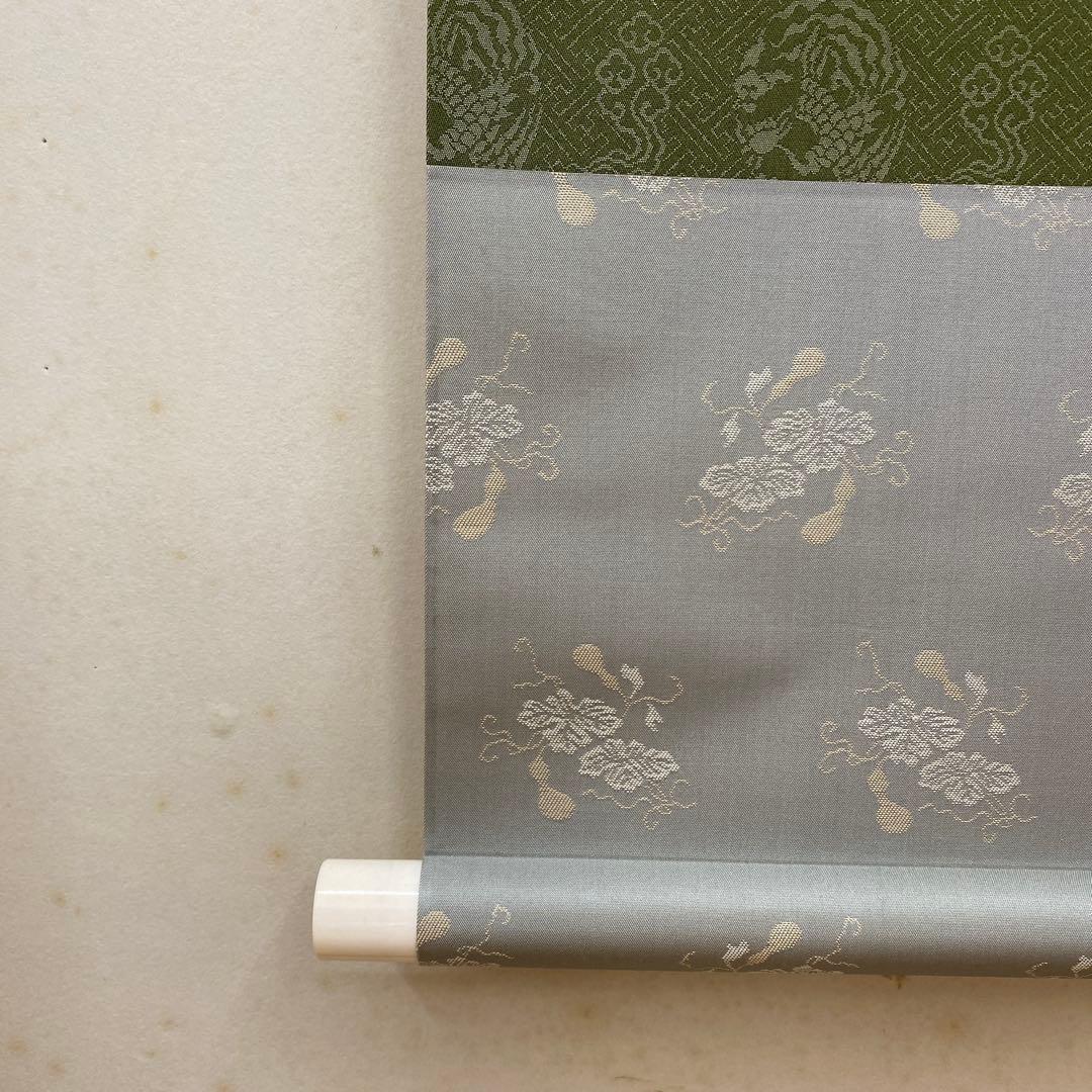 掛け軸　彩色山水　高橋晨