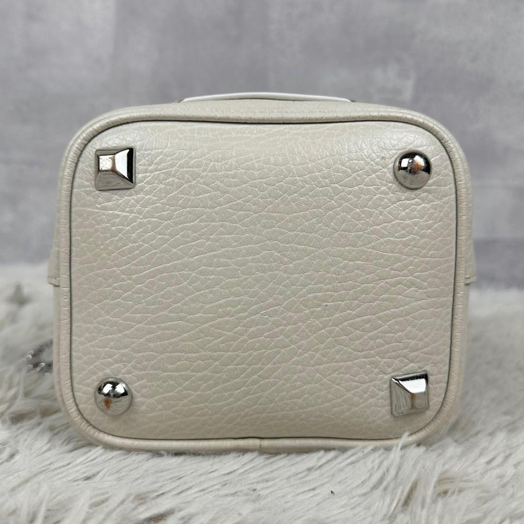 美品 メゾンマルジェラ レザー 2WAY ショルダーバッグ チェーン 5ac 白