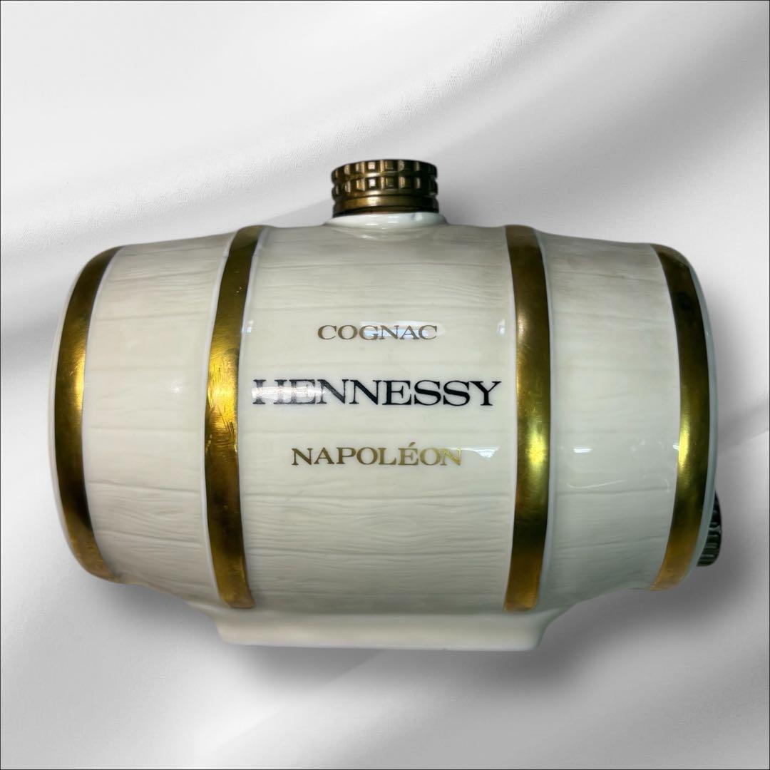 未開封ヘネシー ナポレオン コニャック 樽型 陶器ボトル ブランデー
